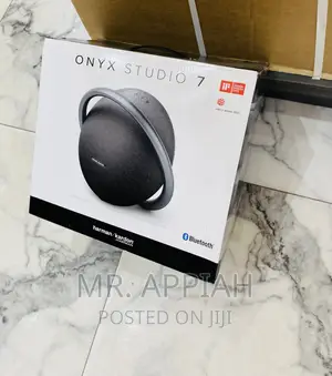 Wireless Portable Onyx 7 Bluetooth Speaker.