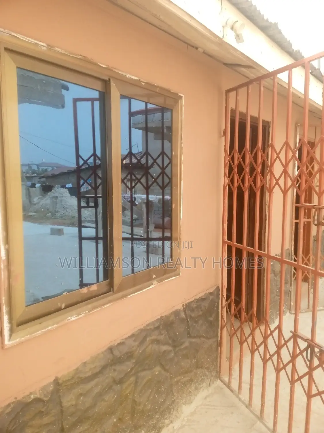 1bdrm Apartment in Hfc Estate Area, Spintex for rent