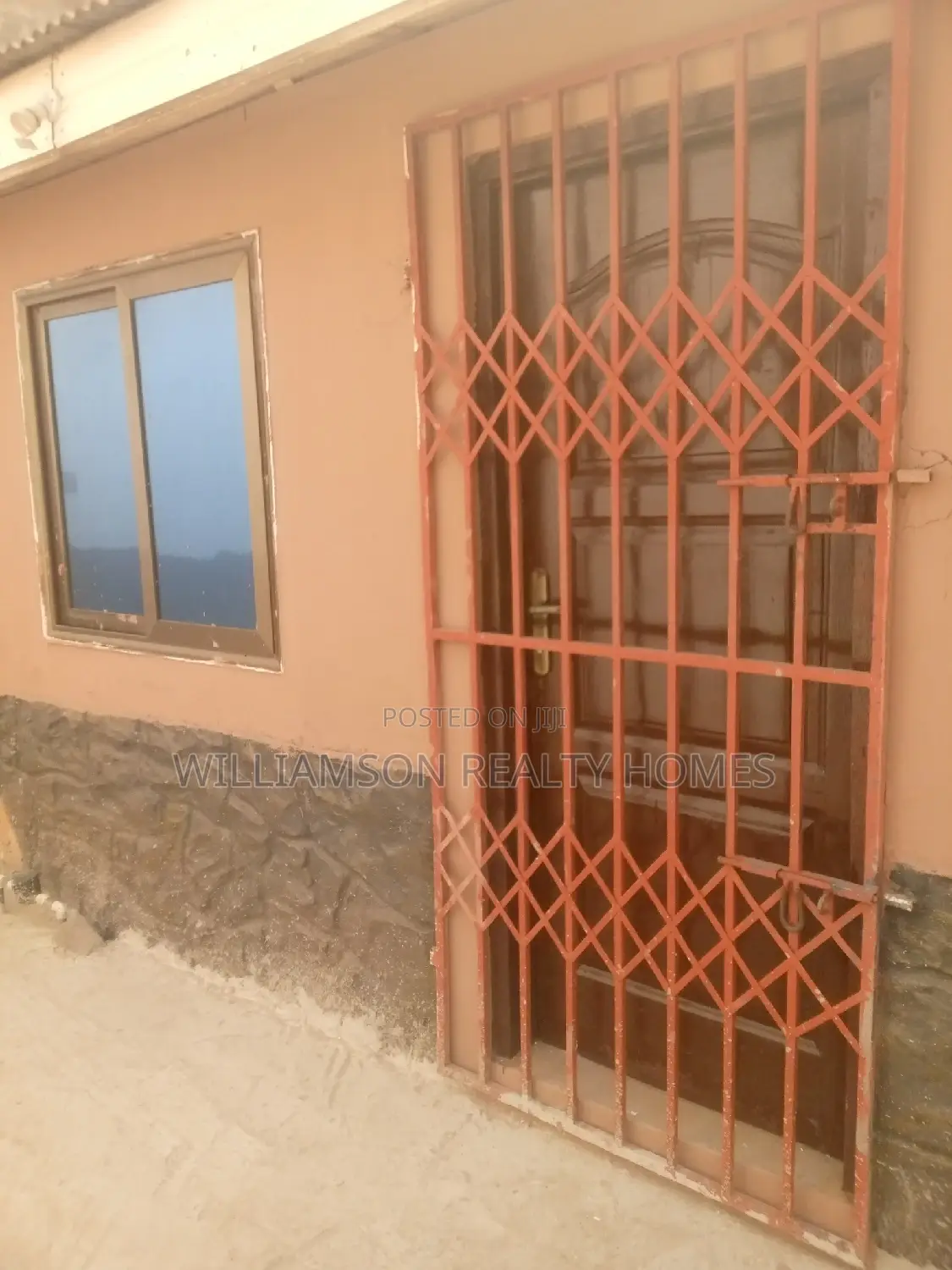1bdrm Apartment in Hfc Estate Area, Spintex for rent