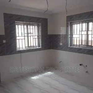 3bdrm House in Spintex:- 3 Bedrooms for sale