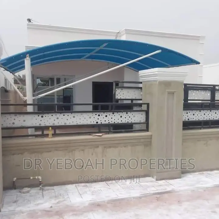 3bdrm House in Spintex:- 3 Bedrooms for sale