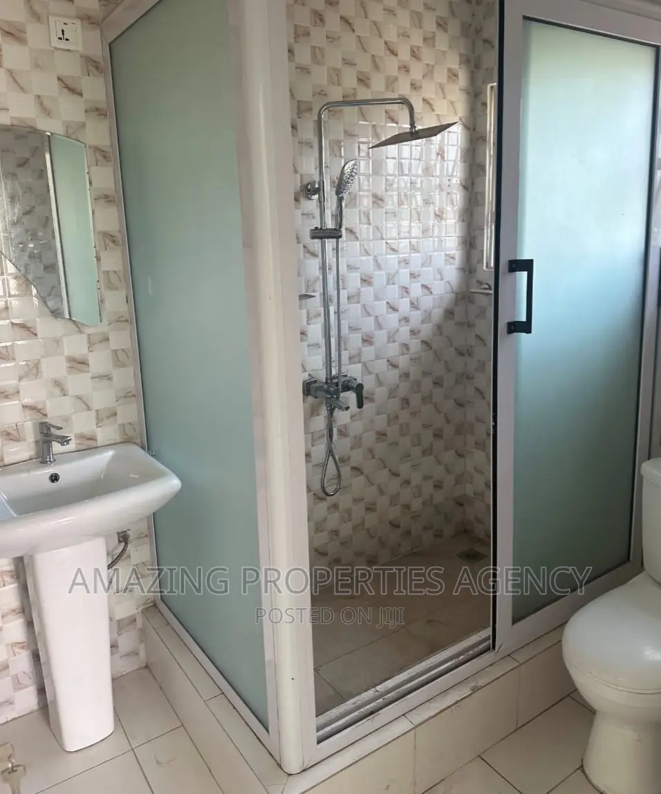4bdrm House in Spintex for rent