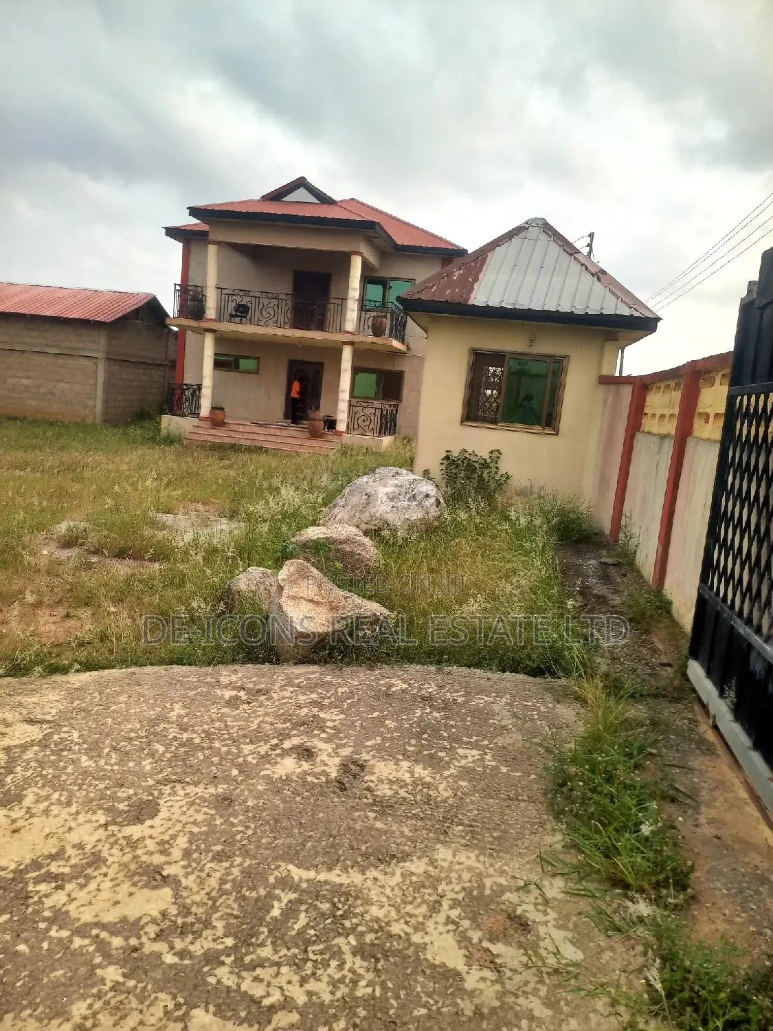 A Mega Warehouse With a One Storey Building for Offices