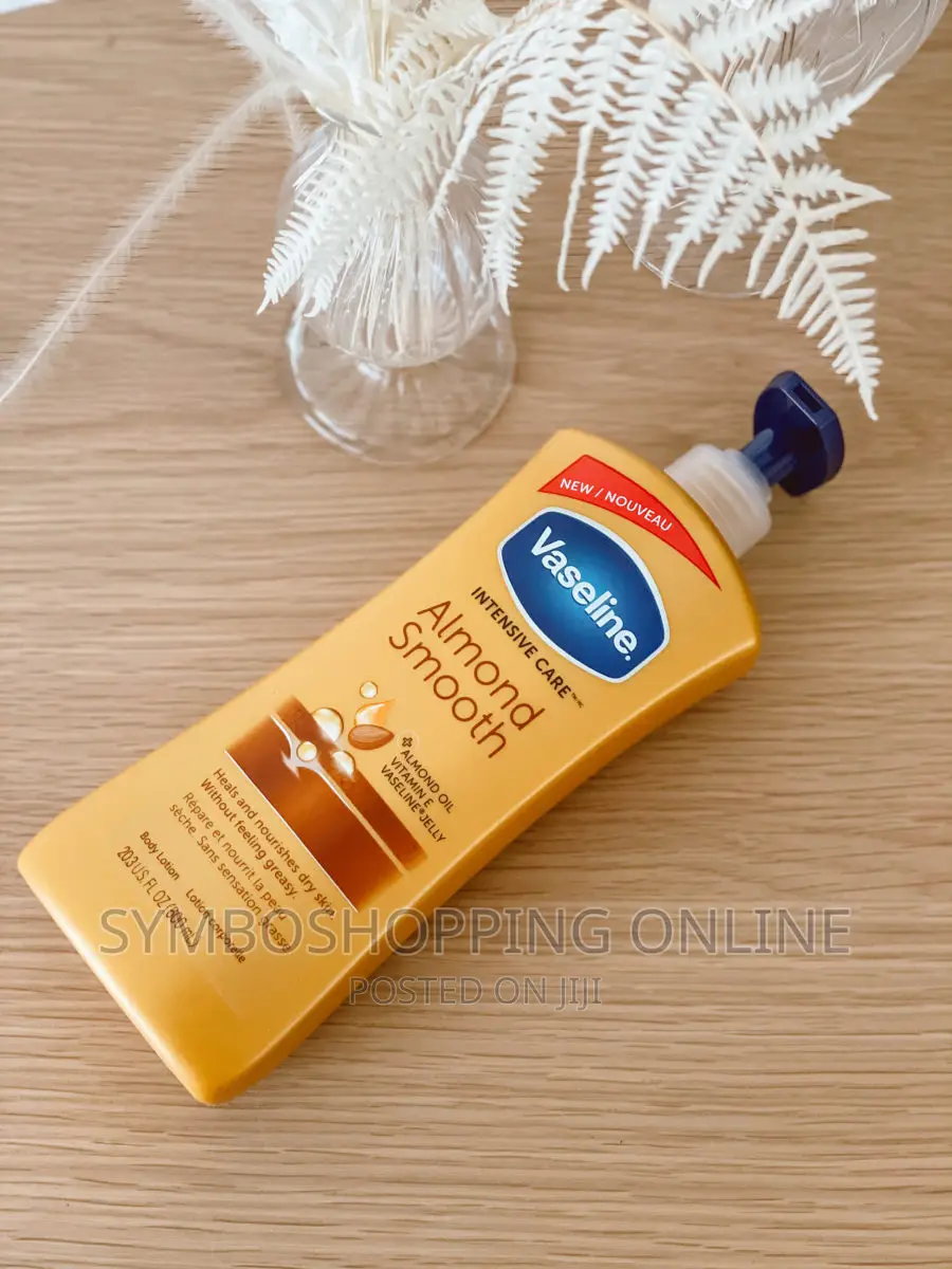 Vaseline Intensive Care Body Lotion Almond Smooth 600ml