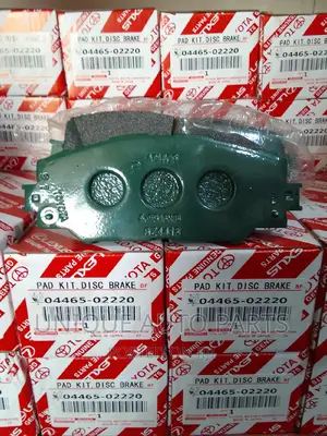 Toyota 04465-02220 Corolla Brake Pads