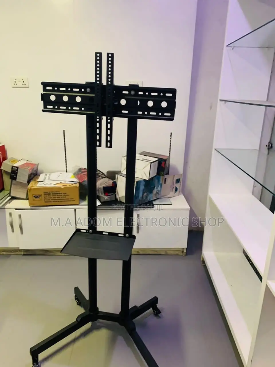 Quality Moveable Tv Trolly for 32 Inch to 65”,Black