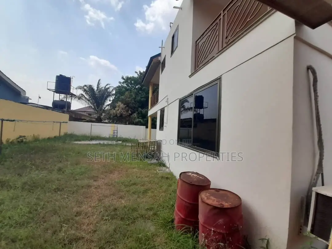 Furnished 4bdrm House in Skm, West Legon for rent