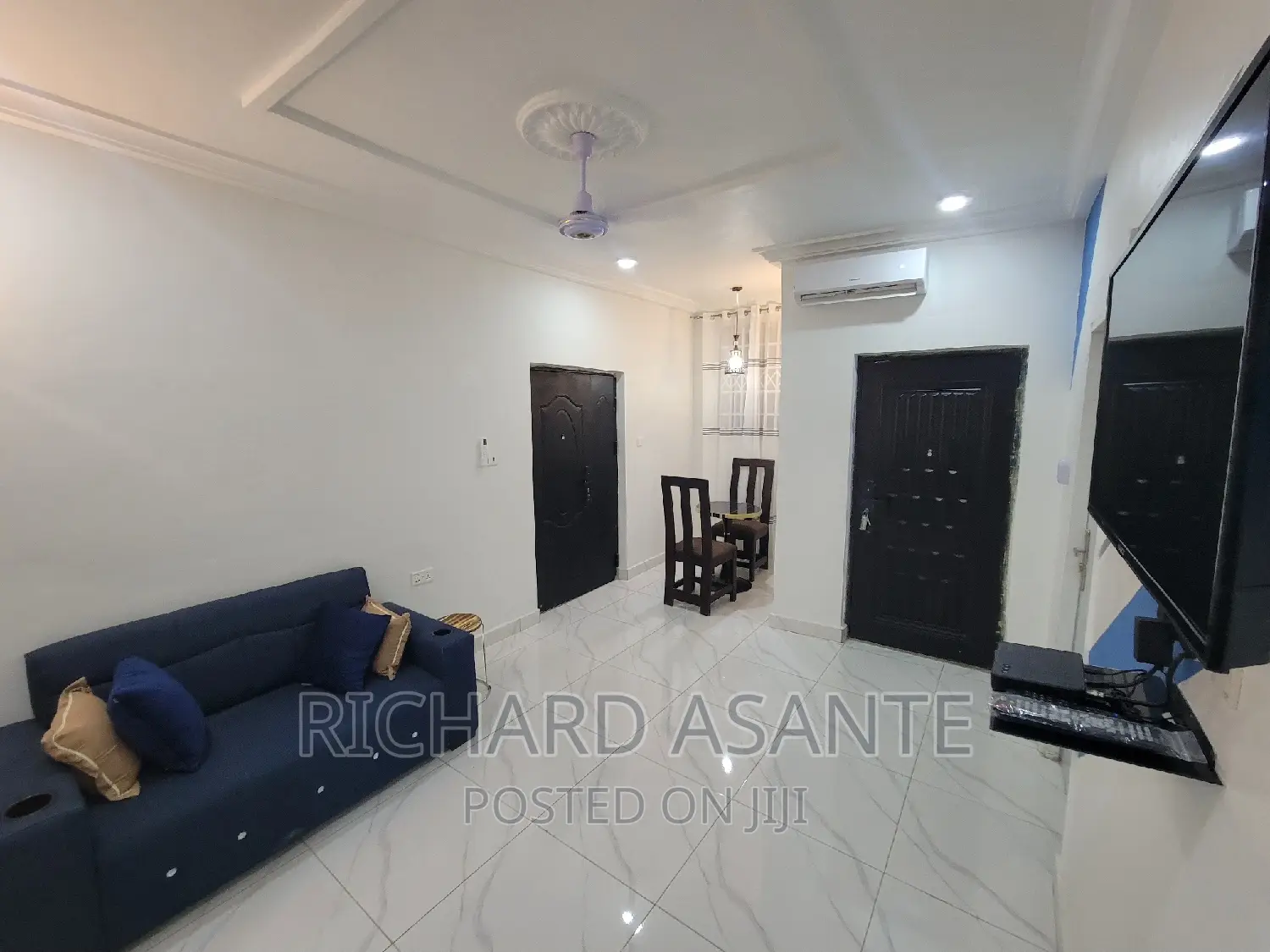 1 Bedroom Short Stay and Vacation Apartment at Pokoasi-Fise