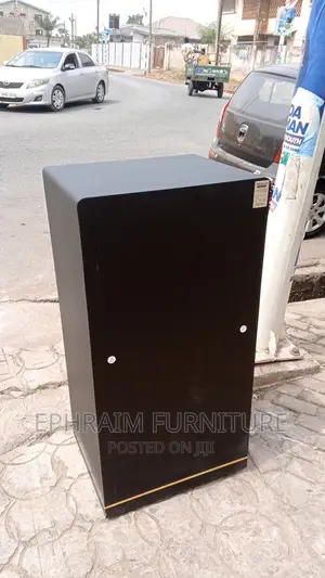 Metal Safe