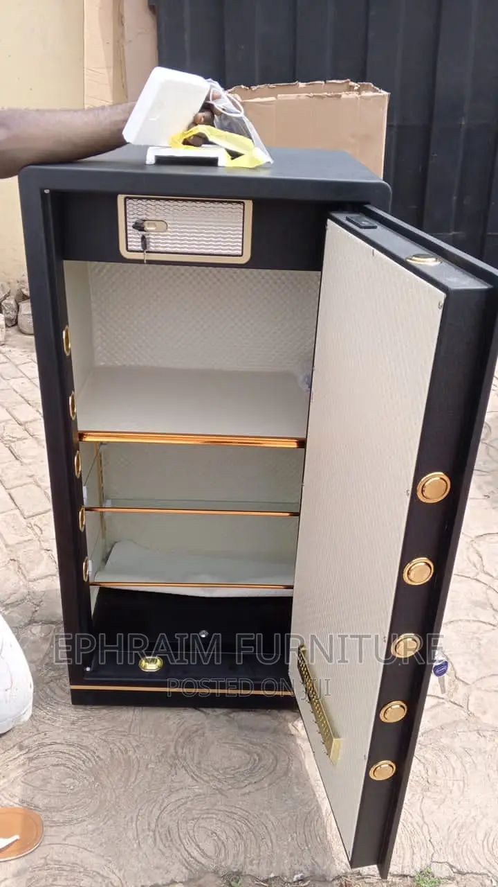Metal Safe