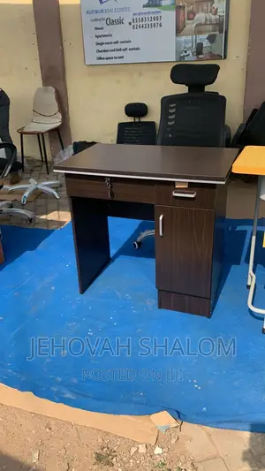 Wooden Computer Table for Sale