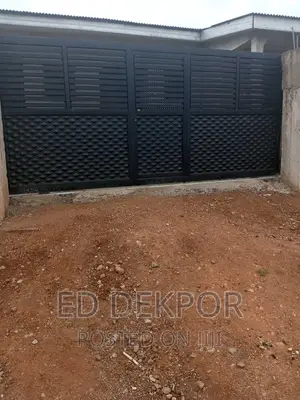 TNSC Metal Sliding Gate