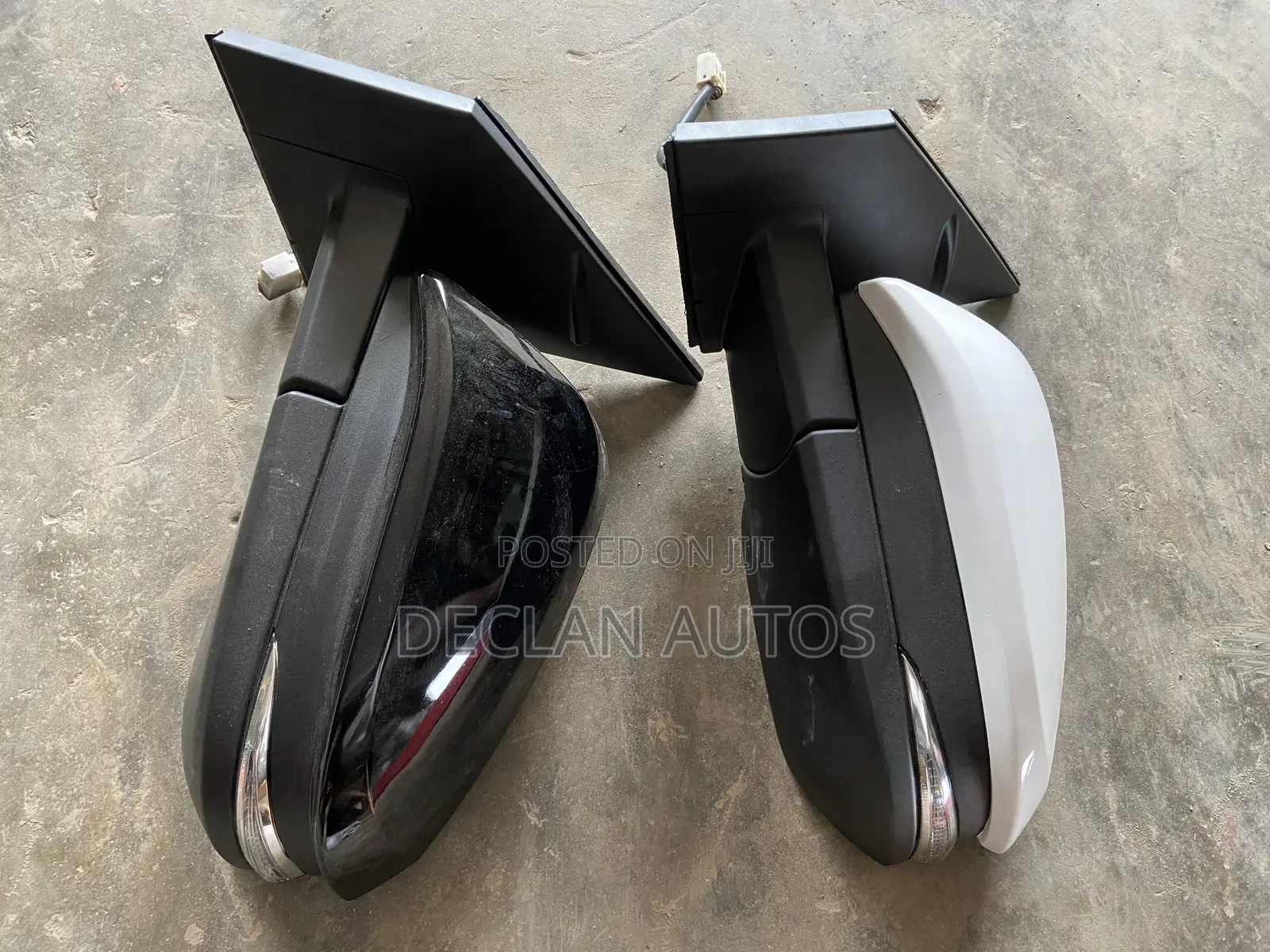 2013-2015 Toyota Rav4 Power+Heated+Turn Signal Door Mirrors