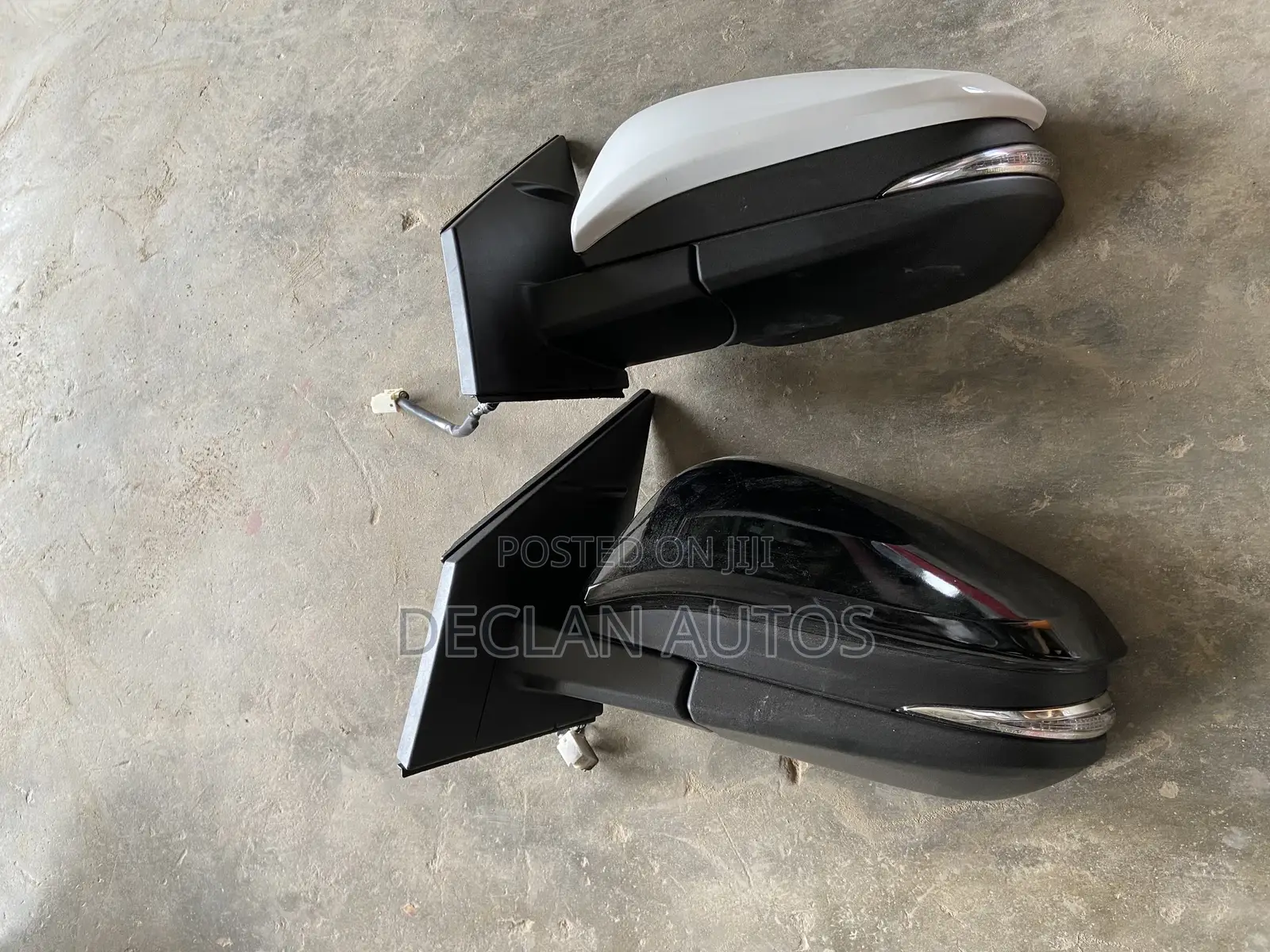 2013-2015 Toyota Rav4 Power+Heated+Turn Signal Door Mirrors