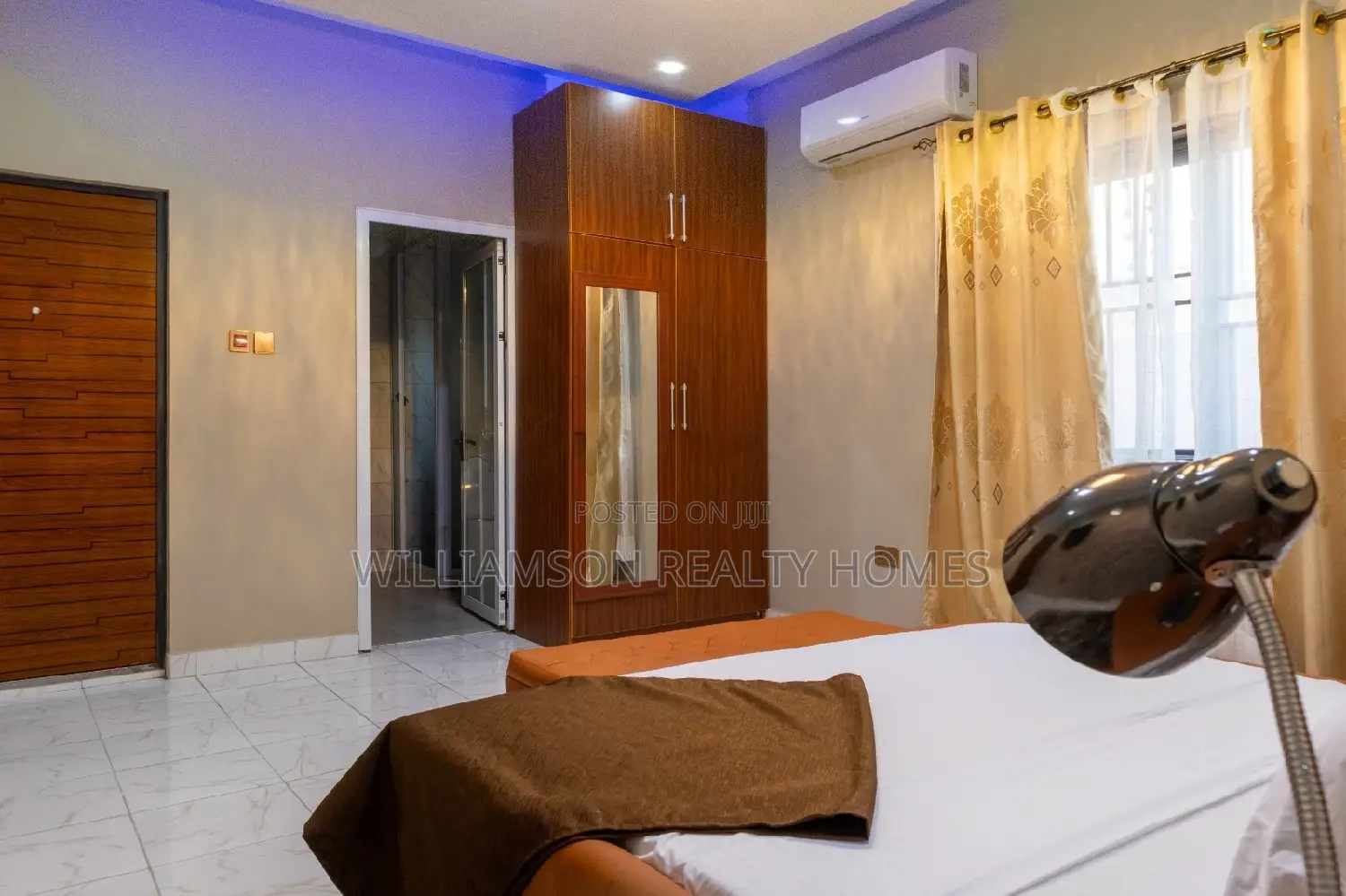 Luxury/Fresh 4bedrms Furnished Hse 4rent,Spintex