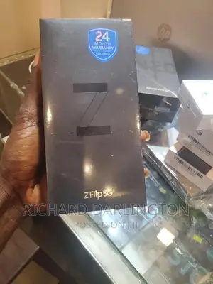 New Samsung Galaxy Z Flip 256 GB Black