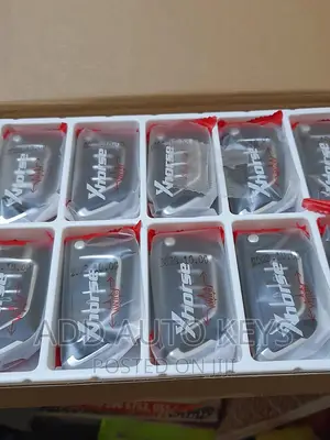 Xhorse Universal Flip Remote With Transponder Chip