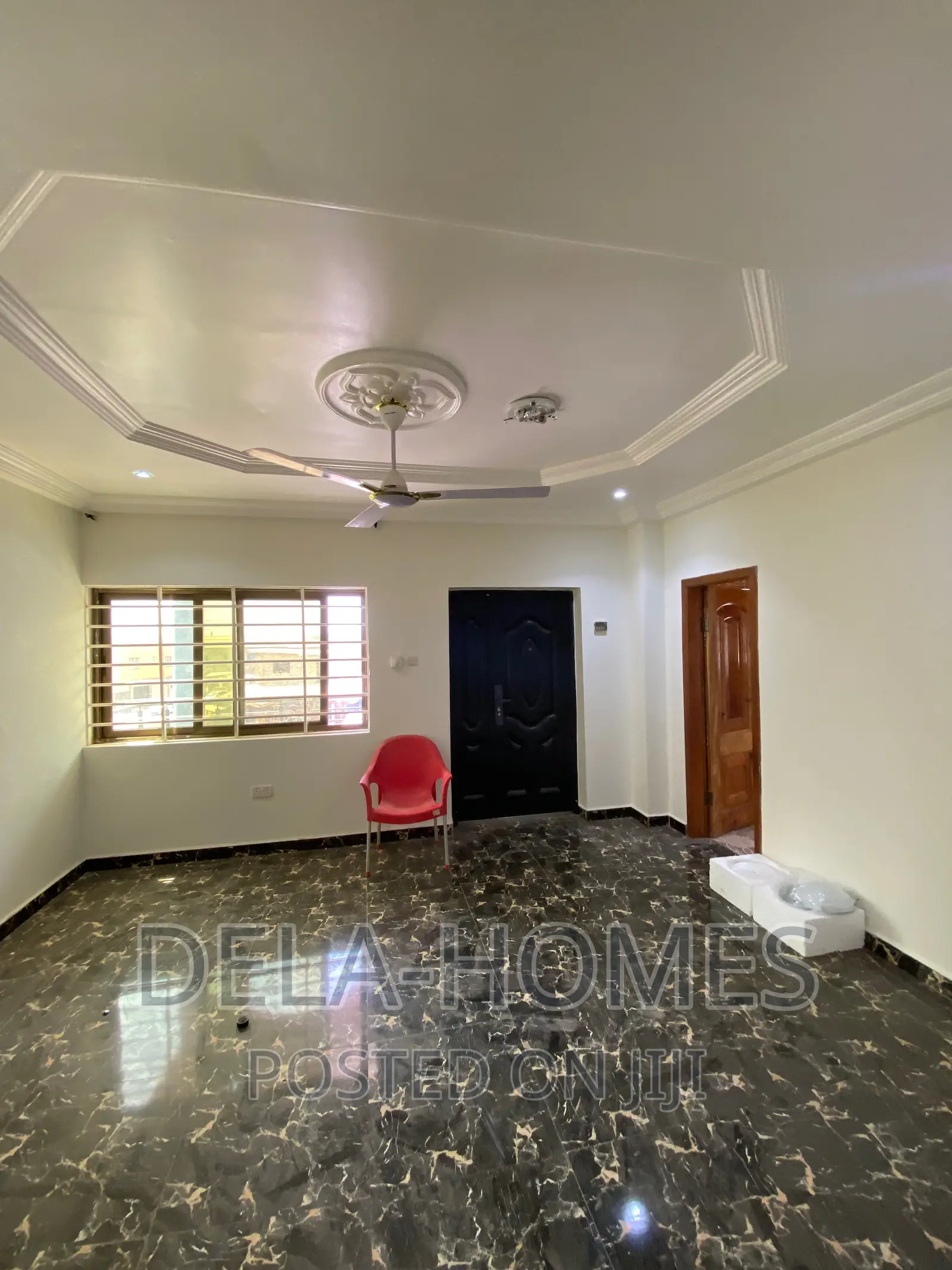 3bdrm Apartment in Lakeside Estate, Ashaley Botwe for rent