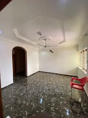 3bdrm Apartment in Lakeside Estate, Ashaley Botwe for rent