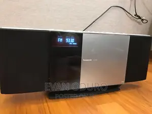 Panasonic Compact Stereo System Quality Sound iPod Dock