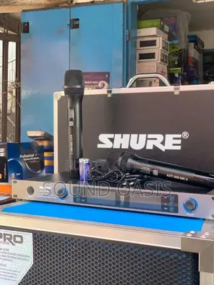 Shure Axt500 Uhf Wireless Microphone