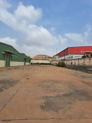 1,250 SQM and 5000 SQM Roadside Warehouse