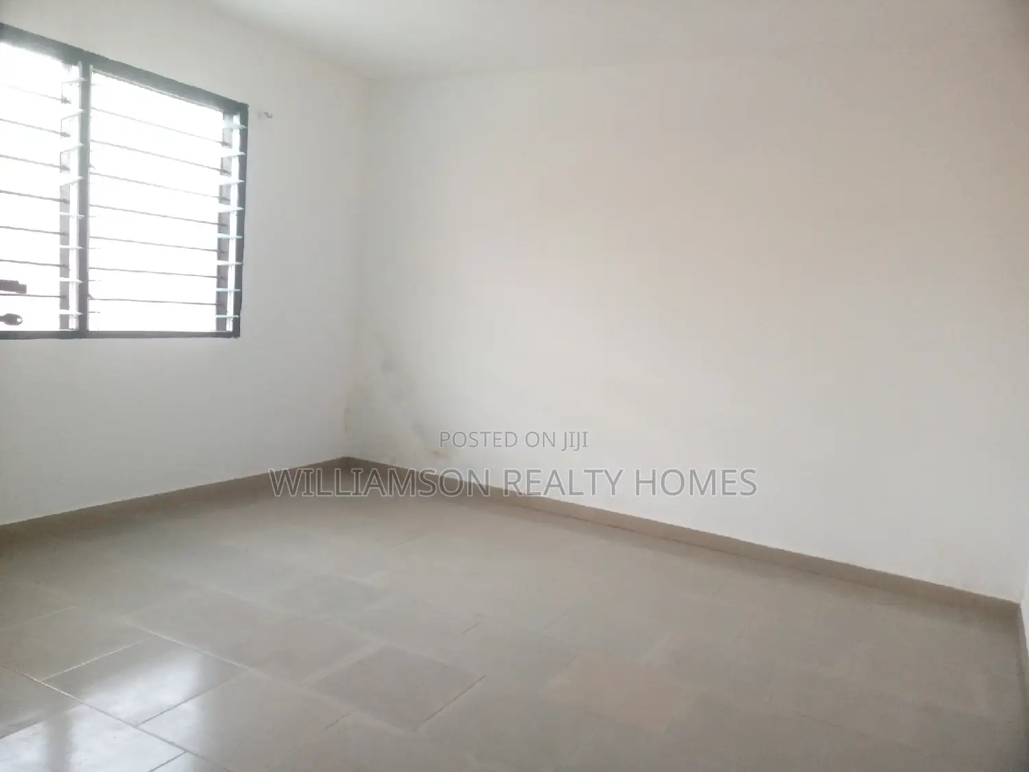 1bdrm Apartment in Community 18 Area, Spintex for rent