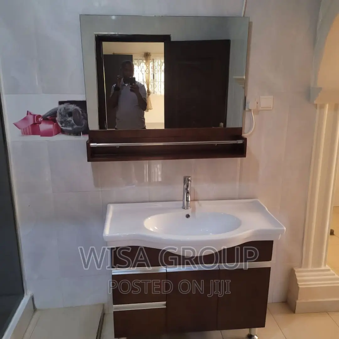 6bdrm Duplex in Wisa Groups, Accra Metropolitan for rent