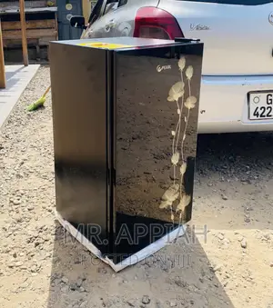 Shop Affordable Pearl PF-109 Single Door Electric Fridge.