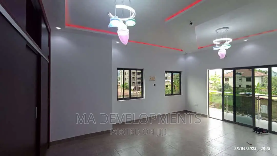 4bdrm Duplex in Ma Developments, Oyarifa for sale