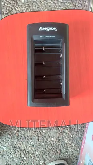 9v Energizer Universal Battery Charger Aa, Aaa,