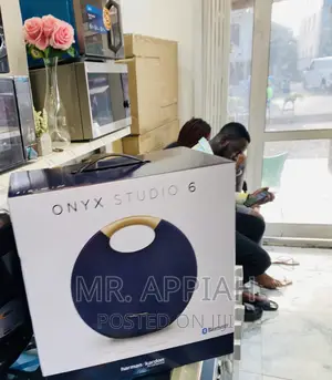 Nicely Designed Onyx Studio Portable Bluetooth Speaker.