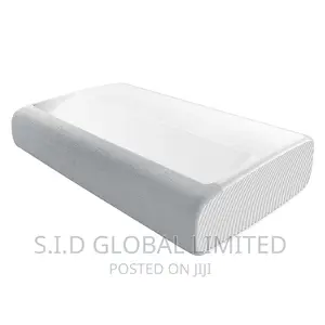 SAMSUNG 120′′ – Smart UHD Ultra-Short Throw Projector