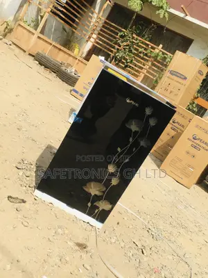 Electric Pearl 82L Topfreezer Singledoor Black Glass Fridge