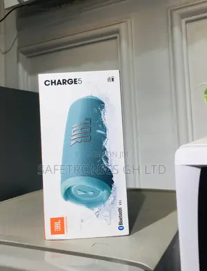 JBL Green Electric Bluetooth Wireless Charge 5 Speaker