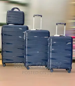 Four Set Anticrake Luggages /Travel Bags