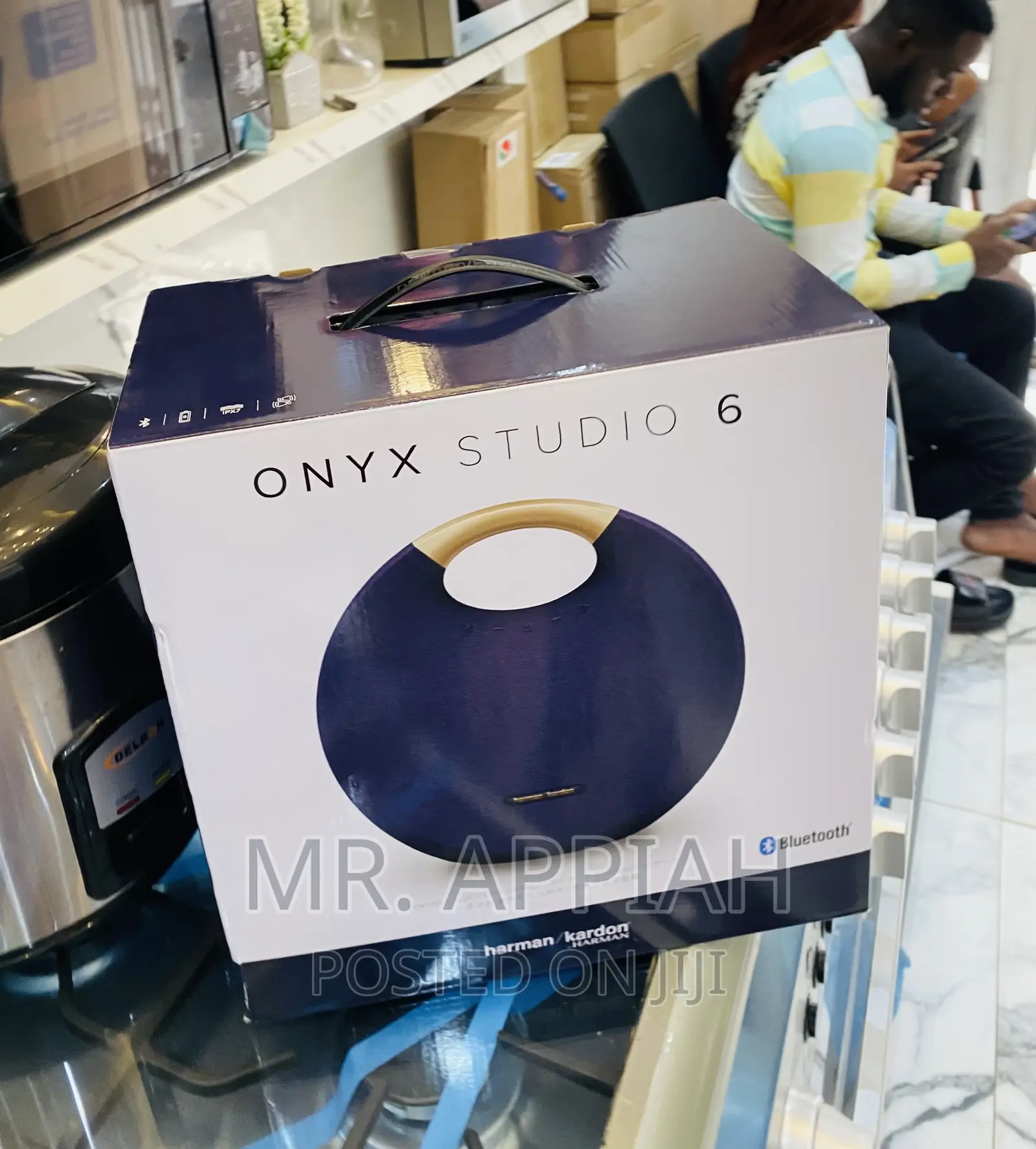 Reliable Onyx Studio 6 Waterproof Bluetooth Speaker