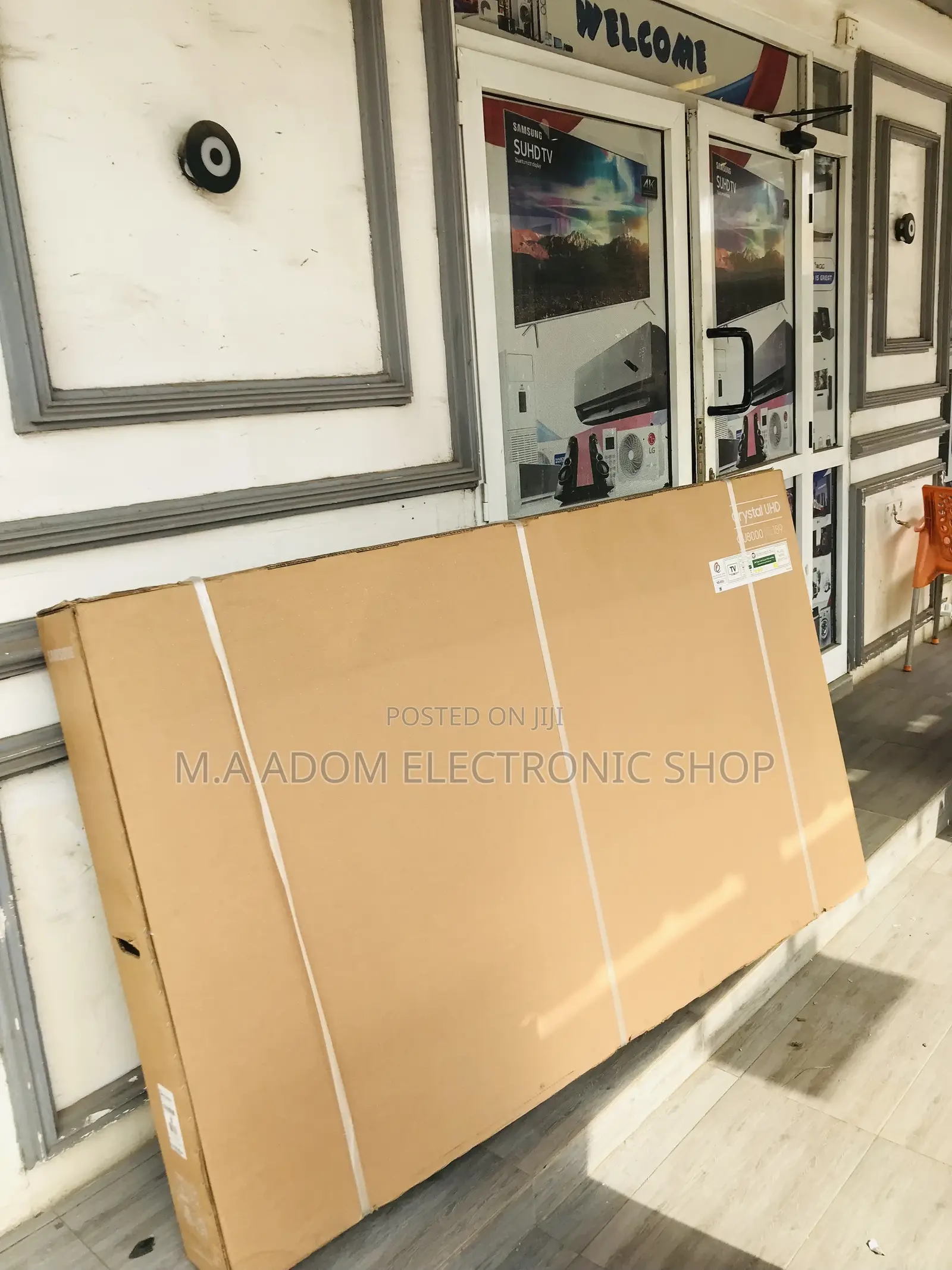 Sealed in Box Samsung 75 Inch 75CU8000 Uhd Crystal Smart Tv.