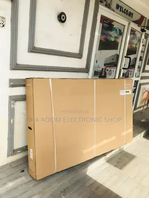 Sealed in Box Samsung 75 Inch 75CU8000 Uhd Crystal Smart Tv.
