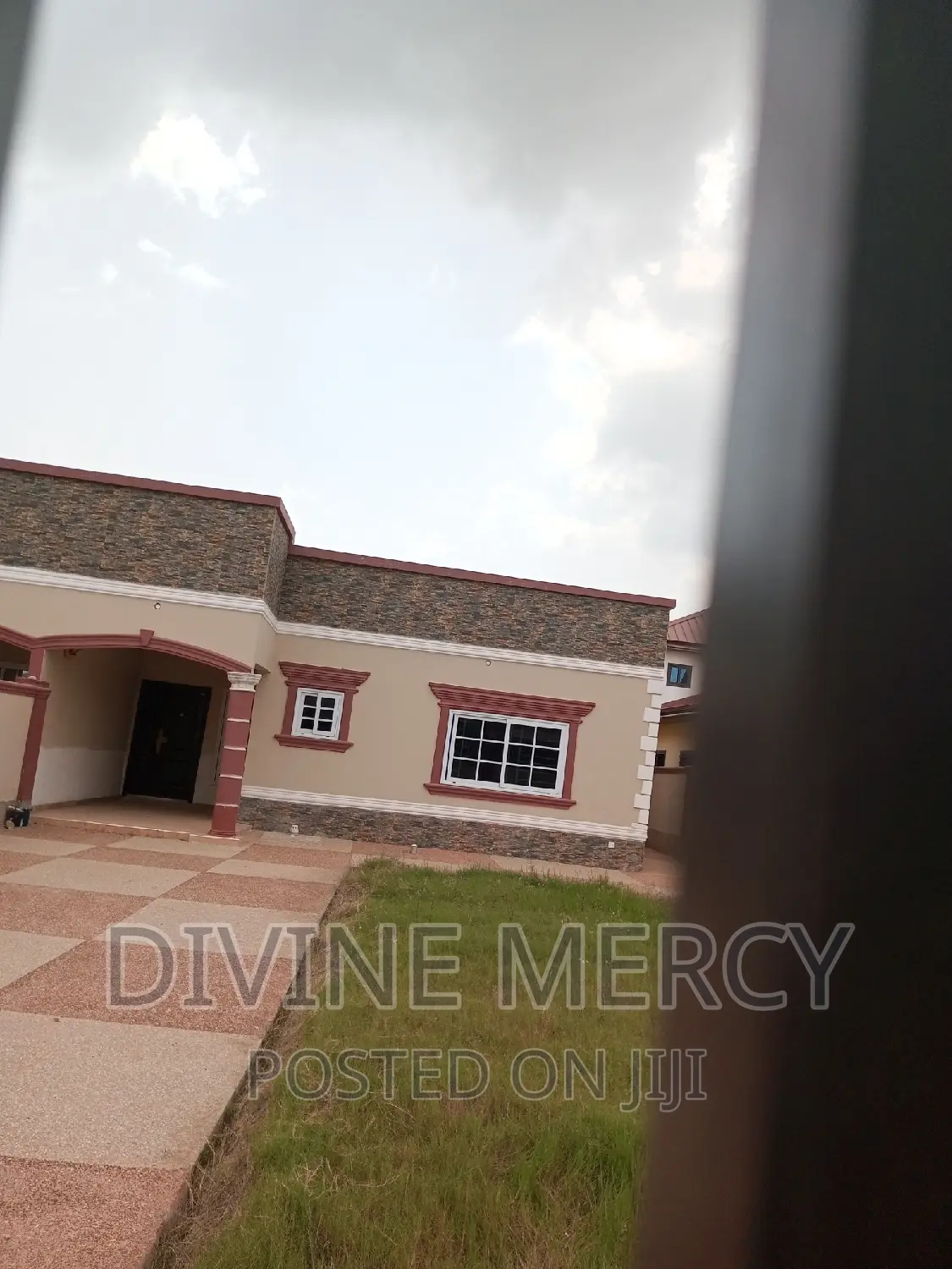 3bedroom House 4 Sale Located at Tuba