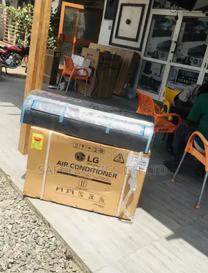 2.5hp Split R410 Gas Inverter Black LG Airconditioner