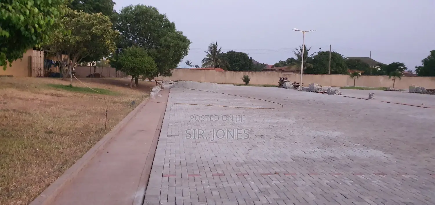 General Construction, Pavement, Tiling, Gardening and General Building