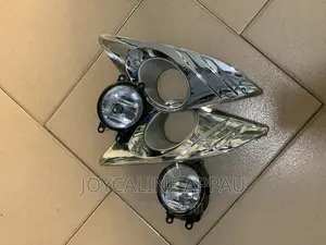 Toyota Camry 2012 Fog Light and Cover