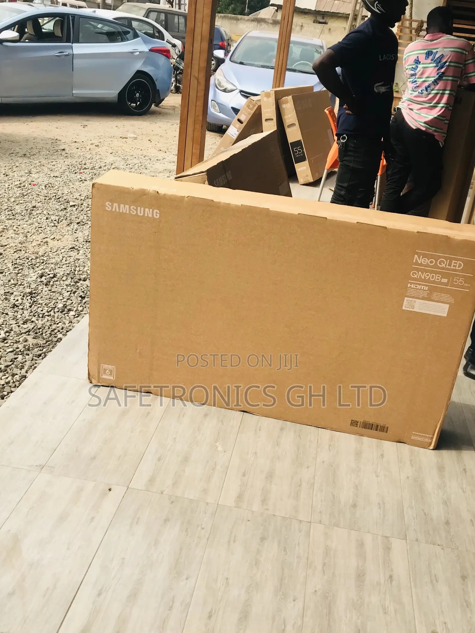 Qled Samsung Electric Black Glossy UHD QN90B 55 Inches Tv