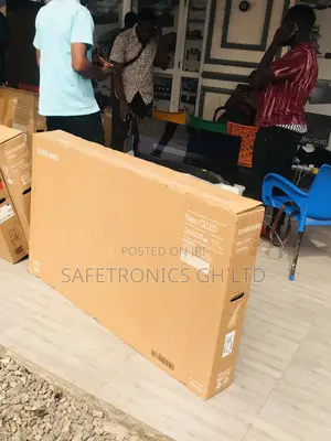 Black Electric Qled Samsung Glossy 55 Inches QN90B UHD Tv