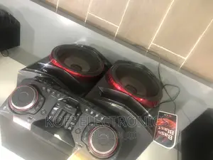 New LG XBOOM CL65 | 950W | 2.2ch |