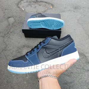 Nike Air Jordan 1 Low Midnight Navy