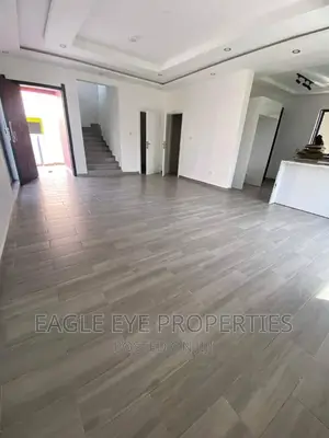 3bdrm House in Achimota for sale