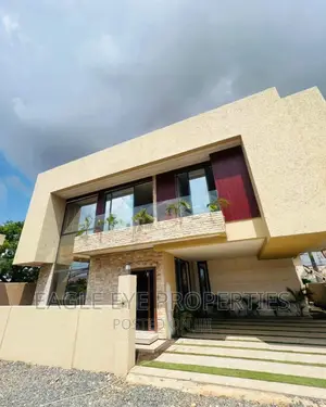 3bdrm House in Achimota for sale