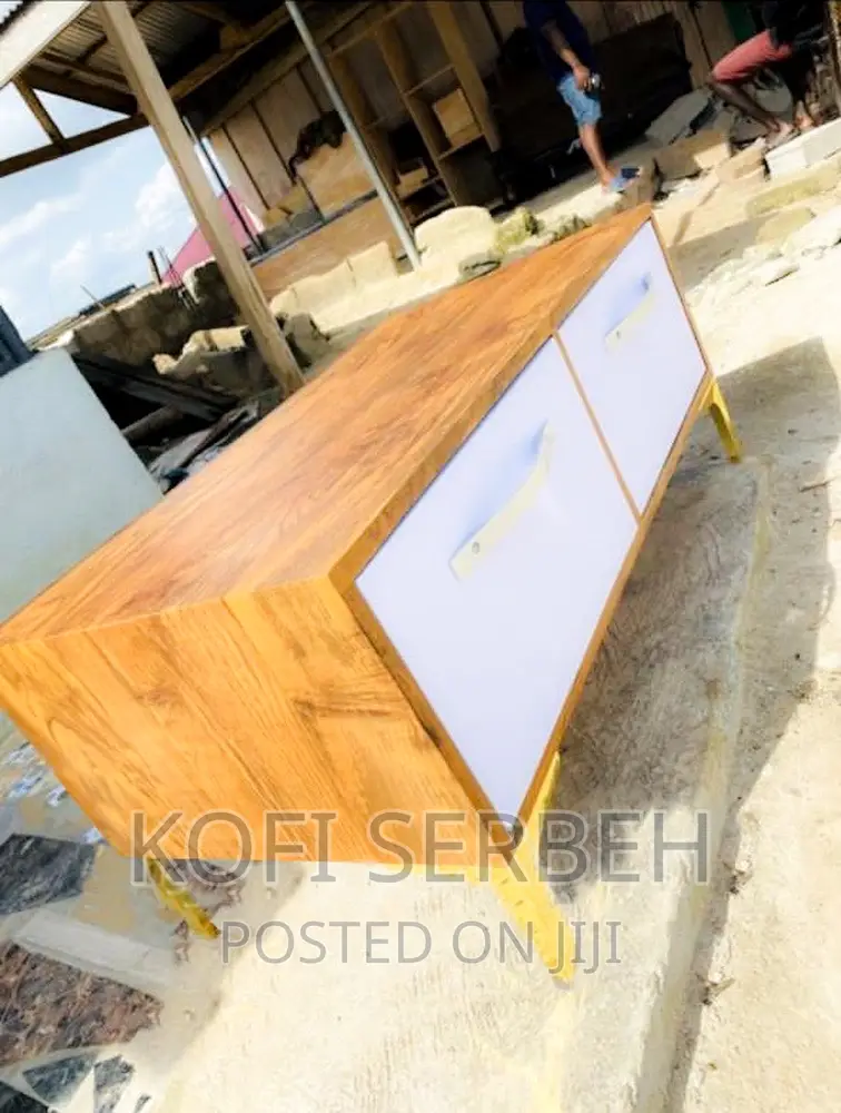 Tv Stand And Center Table